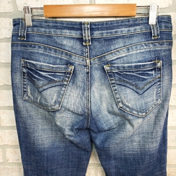 Younique Cuffed Capris Size 9 - Picture 3 of 9